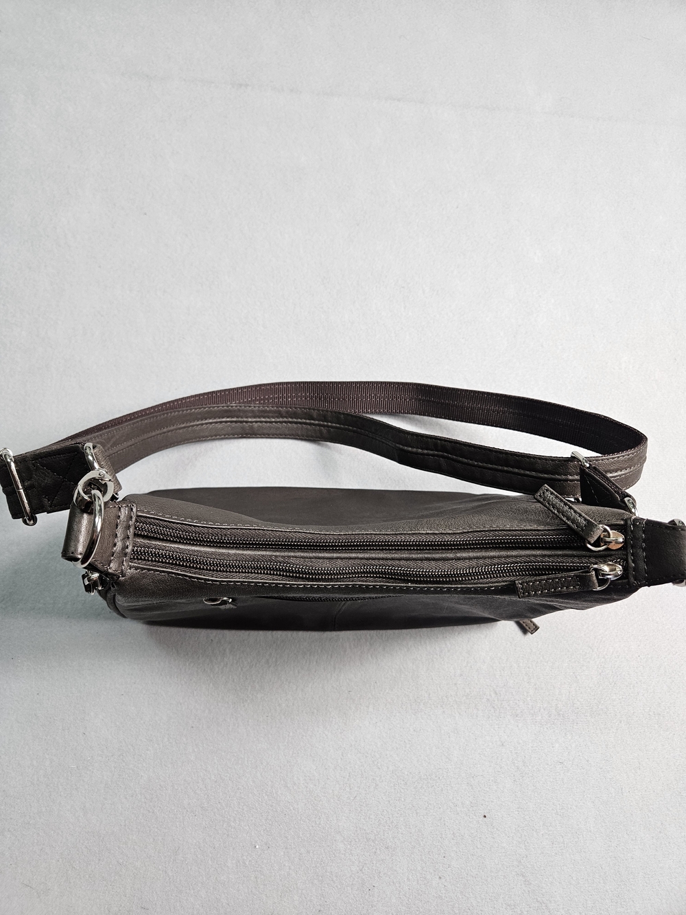 Gun Tote’n Mamas Brownish Black Leather Concealed Carry Hobo Handbag GTM Purse - Picture 6 of 16